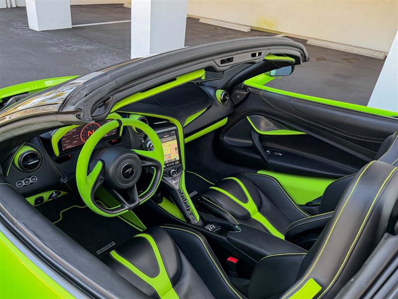 2021 McLaren 720S Spider Performance  