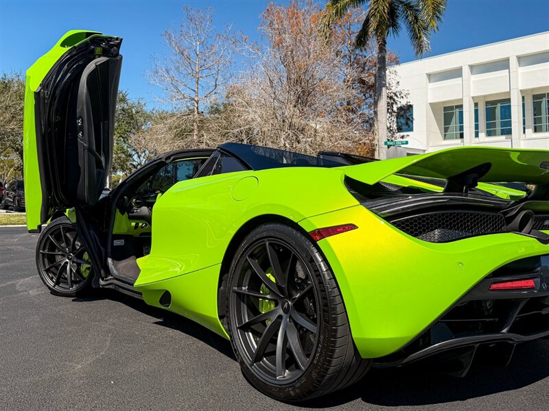 2021 McLaren 720S Spider Performance   - Photo 53 - Bonita Springs, FL 34134