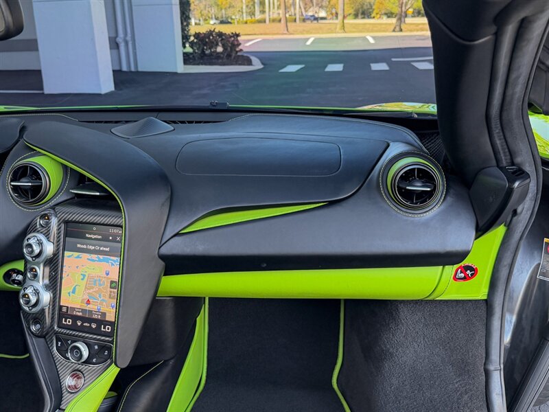 2021 McLaren 720S Spider Performance   - Photo 39 - Bonita Springs, FL 34134