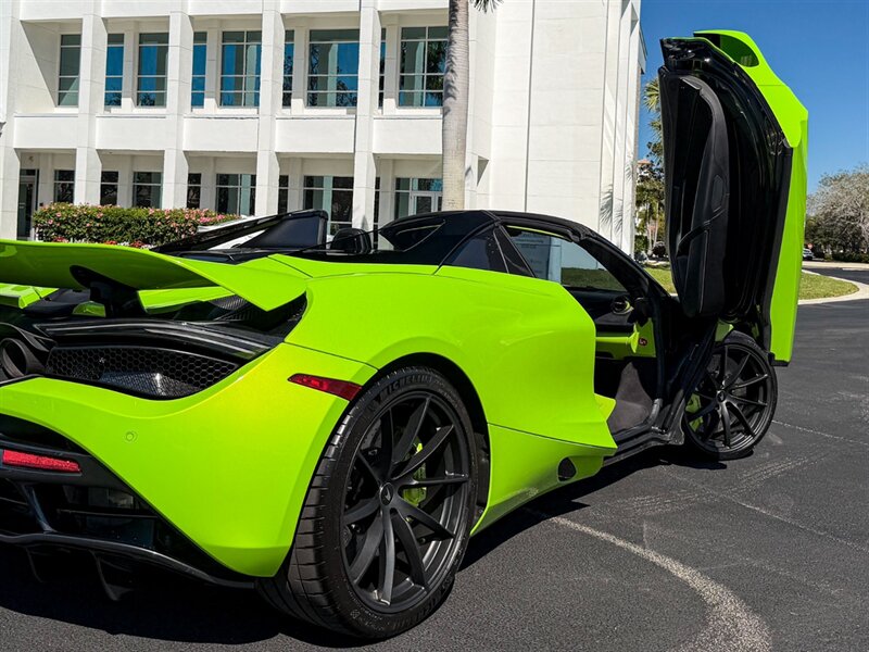 2021 McLaren 720S Spider Performance   - Photo 68 - Bonita Springs, FL 34134