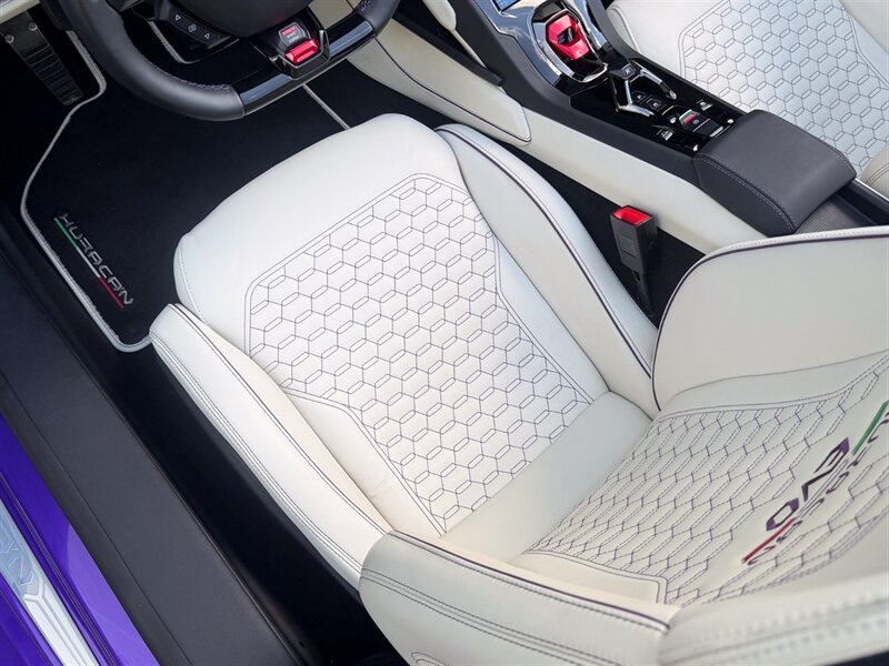 2023 Lamborghini Huracan EVO Spyder - Photo 20 - Bonita Springs, FL 34134