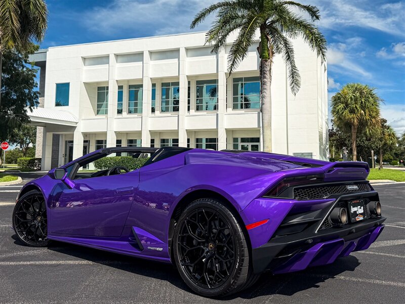 2023 Lamborghini Huracan EVO Spyder - Photo 40 - Bonita Springs, FL 34134