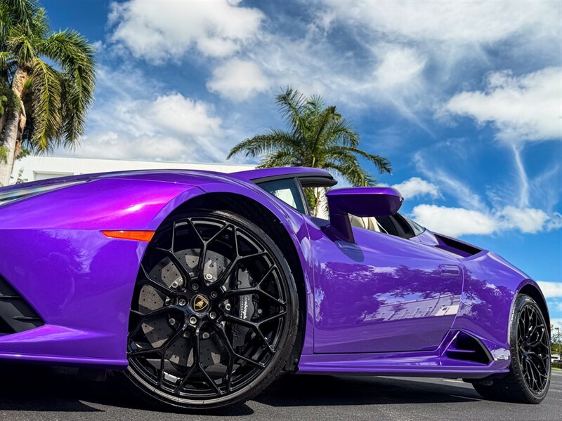 2023 Lamborghini Huracan EVO Spyder - Photo 10 - Bonita Springs, FL 34134