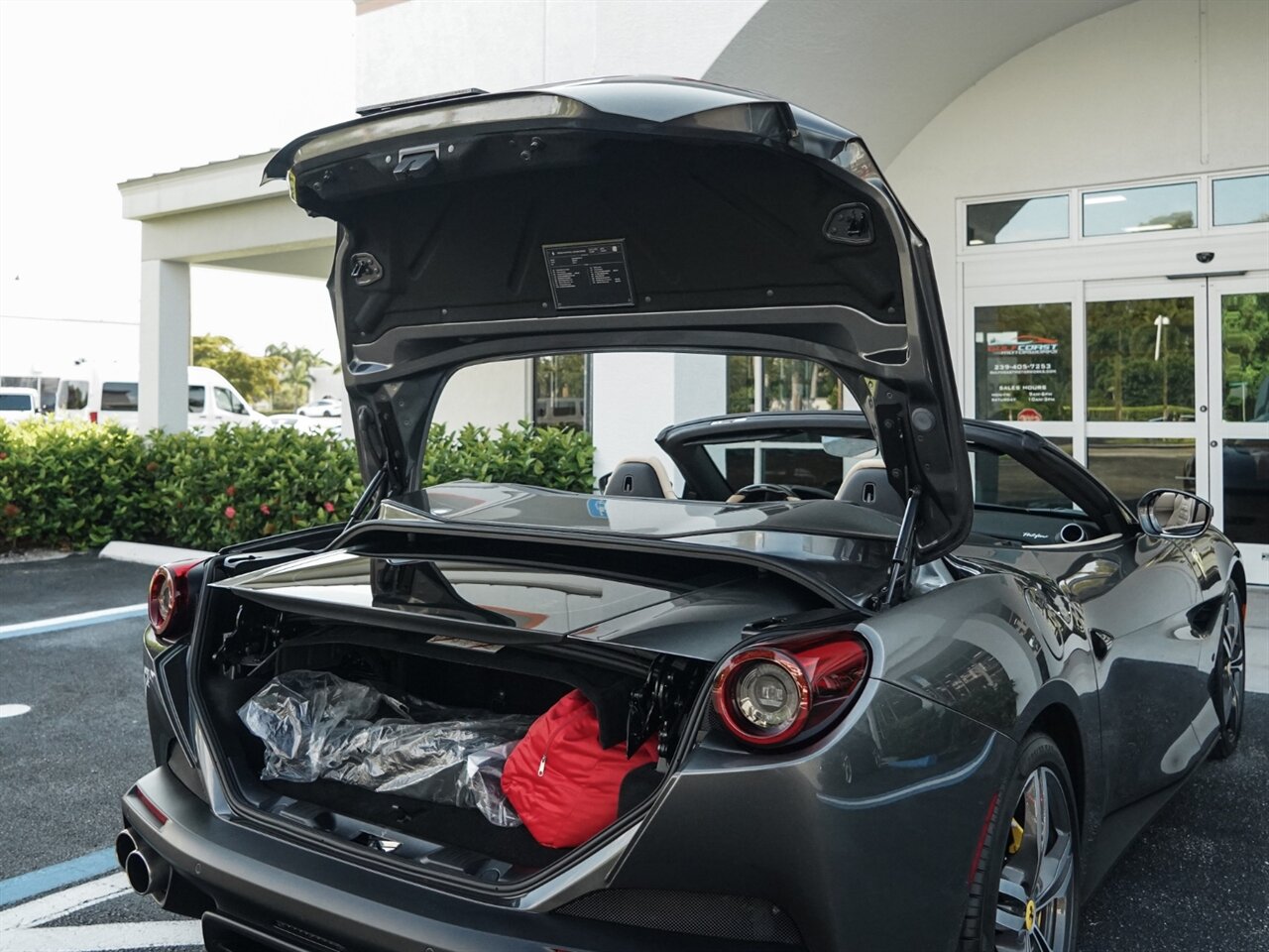 2019 Ferrari Portofino   - Photo 48 - Bonita Springs, FL 34134