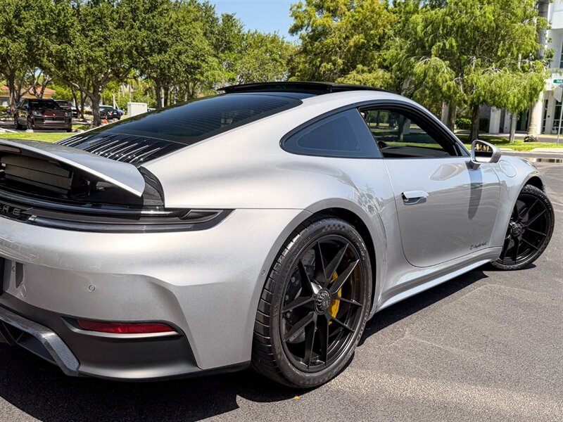 2025 Porsche 911 Carrera 4 GTS - Photo 56 - Bonita Springs, FL 34134
