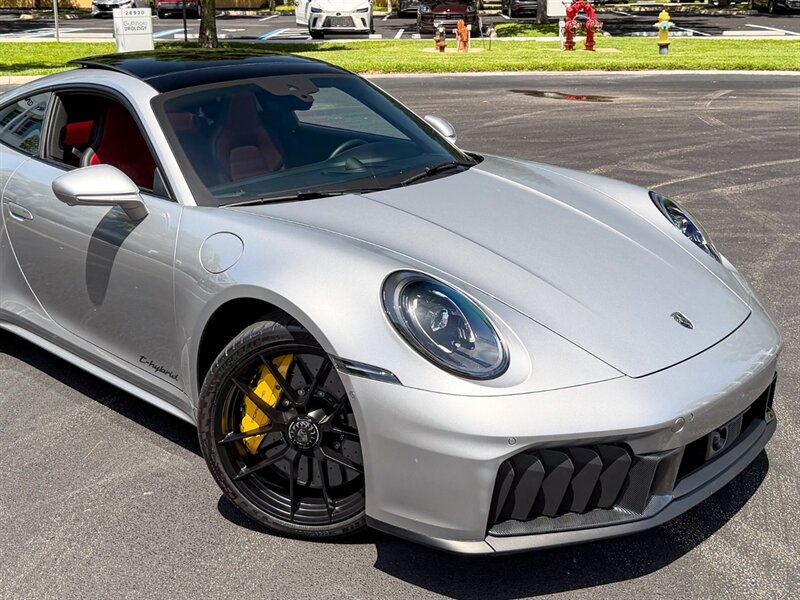 2025 Porsche 911 Carrera 4 GTS - Photo 64 - Bonita Springs, FL 34134