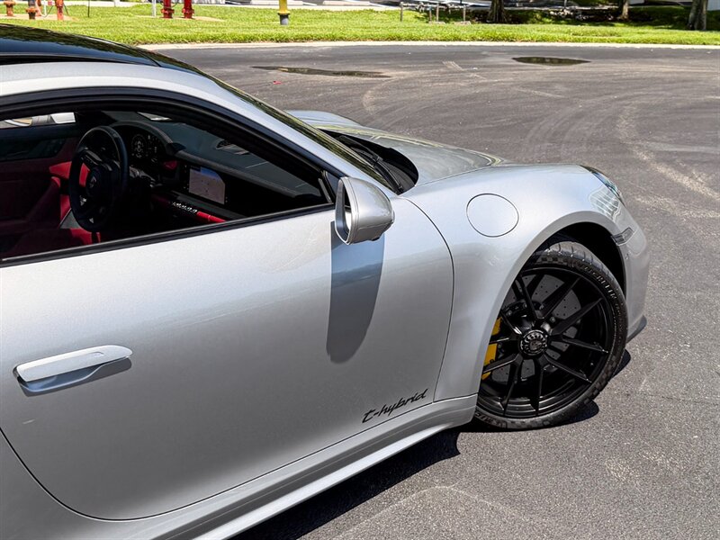 2025 Porsche 911 Carrera 4 GTS - Photo 57 - Bonita Springs, FL 34134