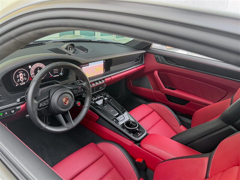 2025 Porsche 911 Carrera 4 GTS - Photo 2 - Bonita Springs, FL 34134