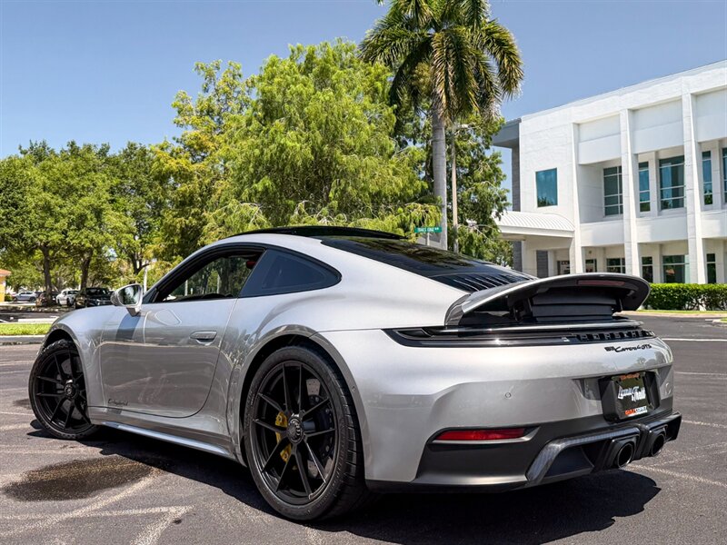 2025 Porsche 911 Carrera 4 GTS - Photo 43 - Bonita Springs, FL 34134