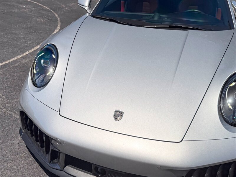 2025 Porsche 911 Carrera 4 GTS - Photo 4 - Bonita Springs, FL 34134
