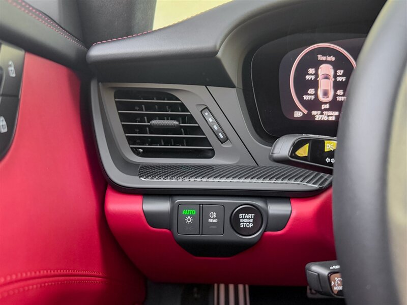 2025 Porsche 911 Carrera 4 GTS - Photo 19 - Bonita Springs, FL 34134