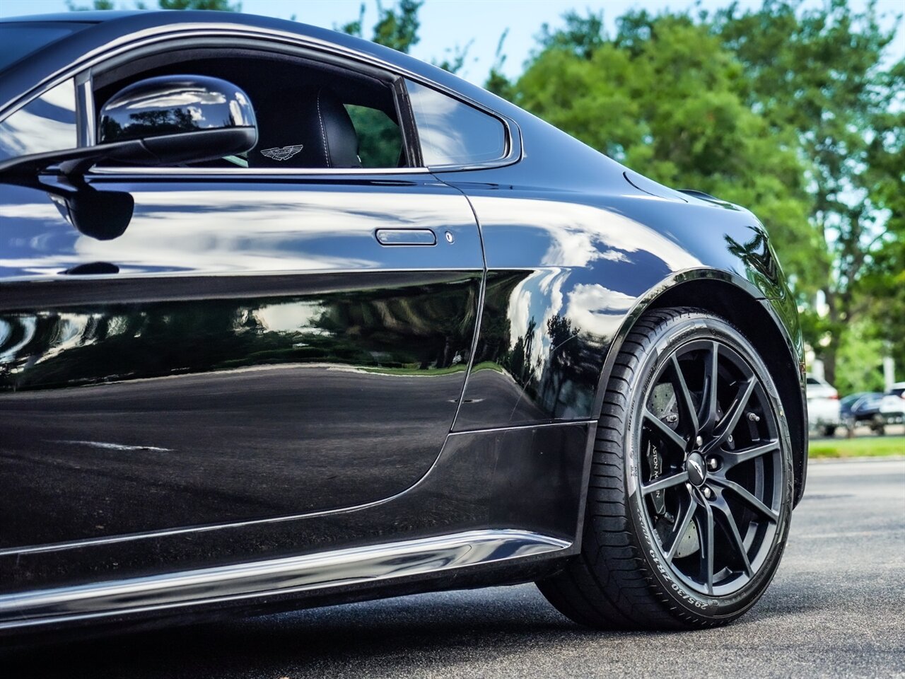 2015 Aston Martin V12 Vantage S   - Photo 10 - Bonita Springs, FL 34134