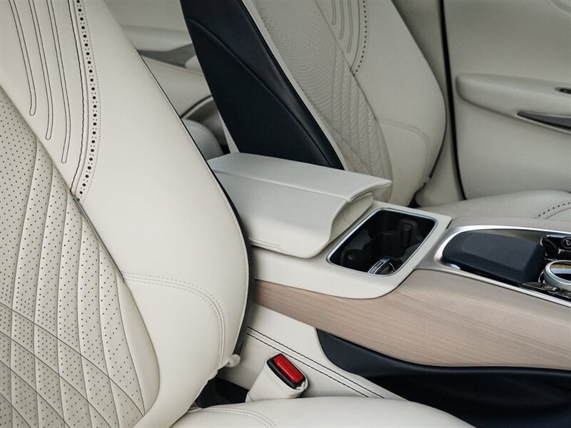 2021 Aston Martin DBX - Photo 40 - Bonita Springs, FL 34134