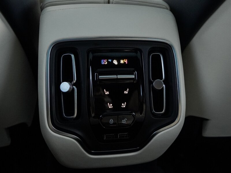 2021 Aston Martin DBX - Photo 29 - Bonita Springs, FL 34134