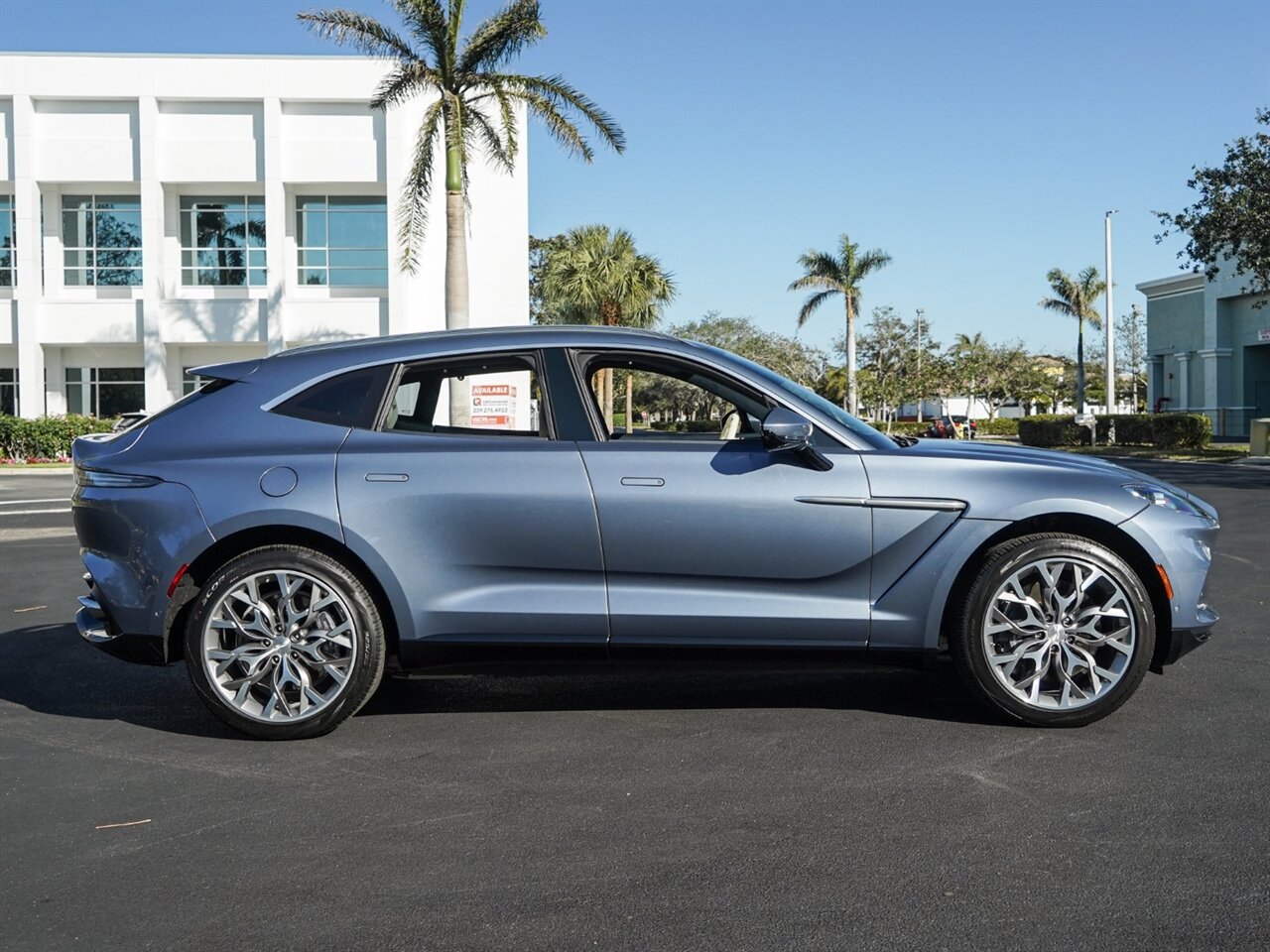 2021 Aston Martin DBX   - Photo 73 - Bonita Springs, FL 34134