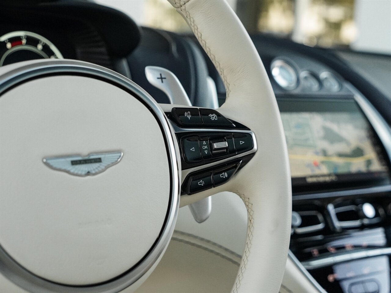 2021 Aston Martin DBX   - Photo 32 - Bonita Springs, FL 34134