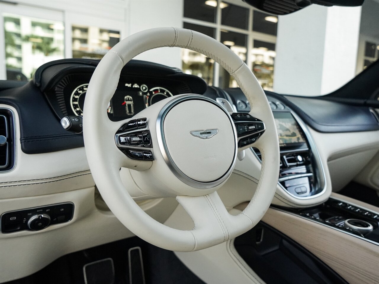 2021 Aston Martin DBX   - Photo 13 - Bonita Springs, FL 34134