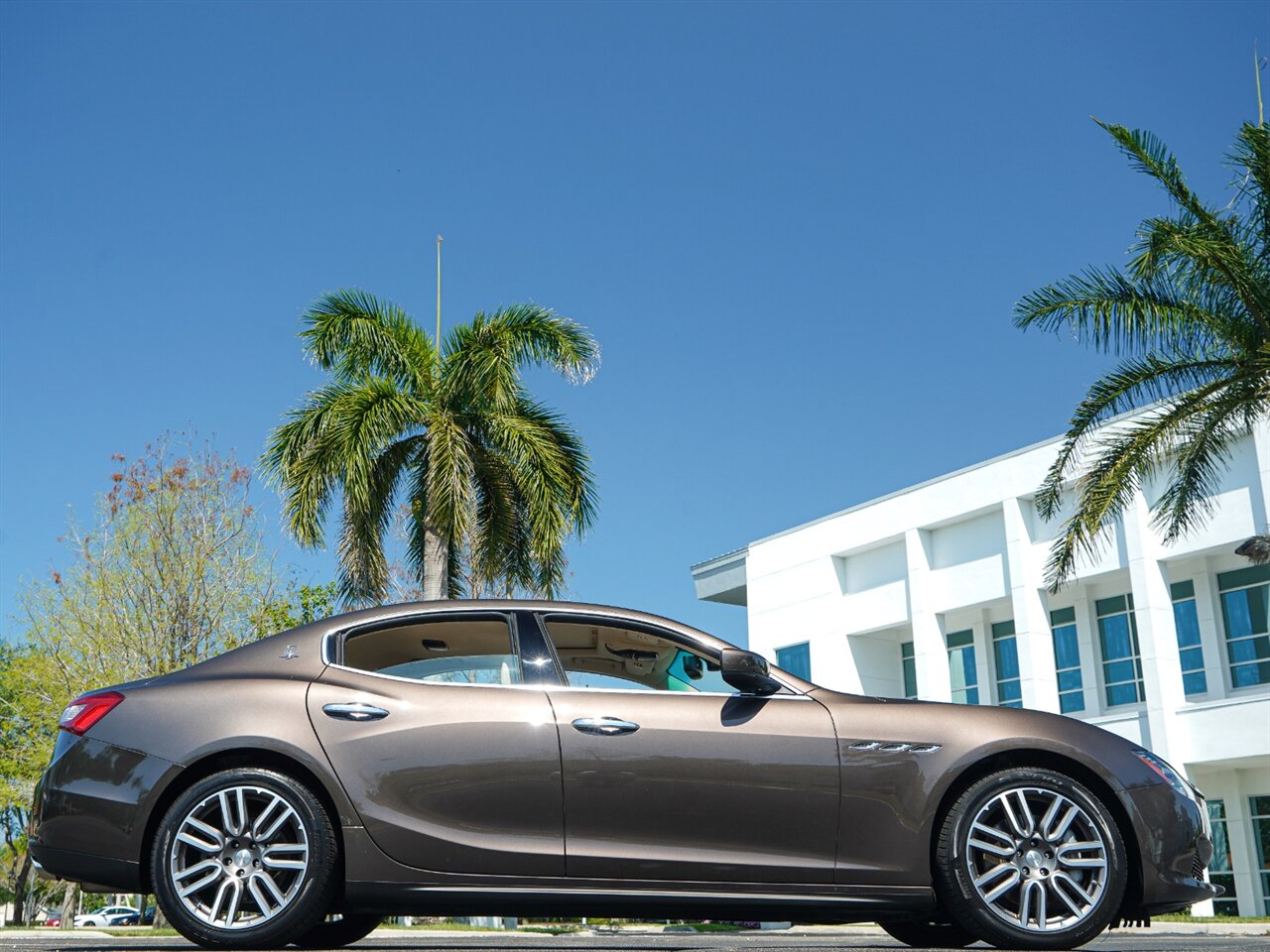 2016 Maserati Ghibli   - Photo 42 - Bonita Springs, FL 34134