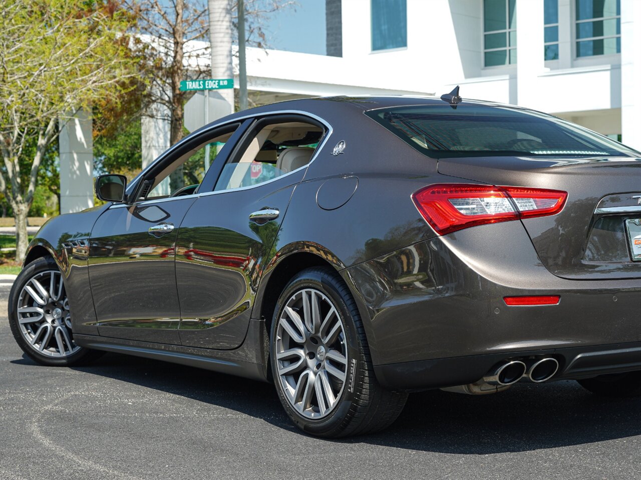 2016 Maserati Ghibli   - Photo 32 - Bonita Springs, FL 34134