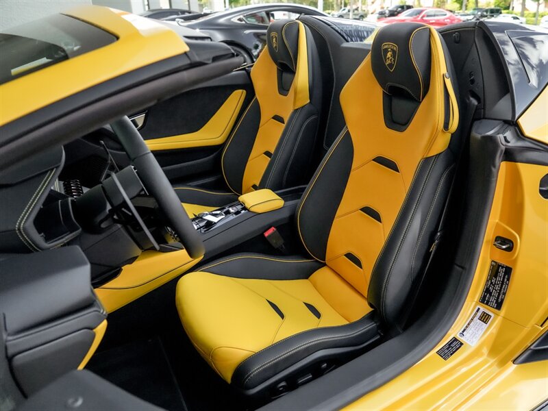2022 Lamborghini Huracan EVO Spyder - Photo 18 - Bonita Springs, FL 34134