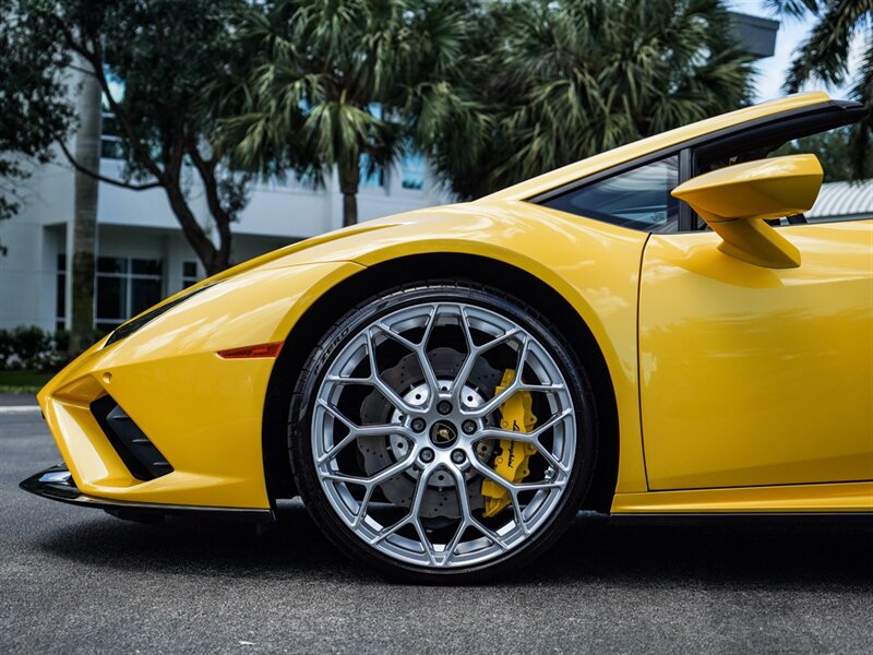 2022 Lamborghini Huracan EVO Spyder - Photo 31 - Bonita Springs, FL 34134