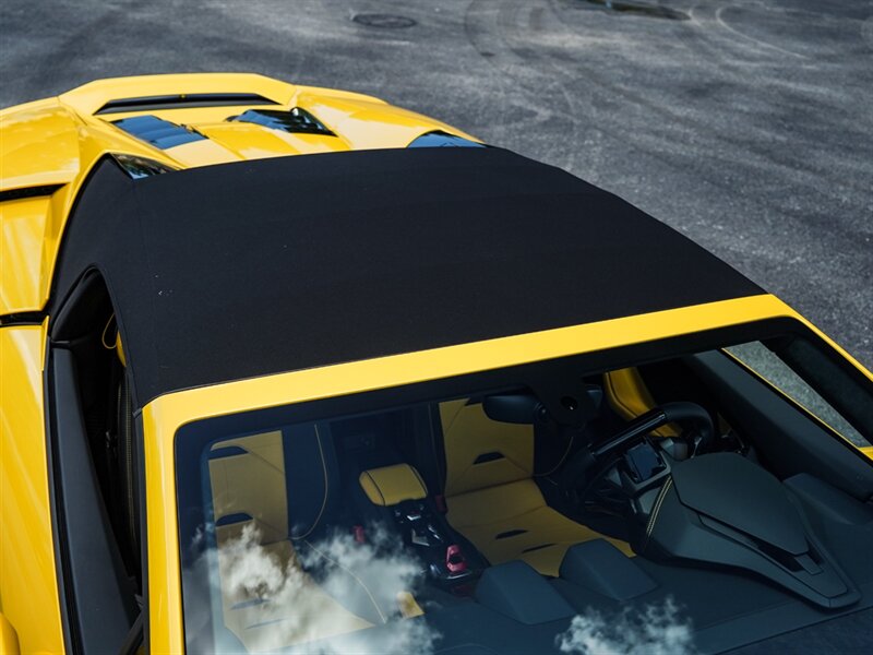 2022 Lamborghini Huracan EVO Spyder - Photo 47 - Bonita Springs, FL 34134