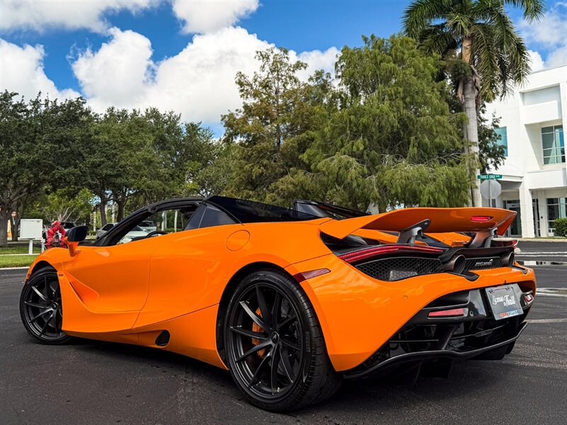 2022 McLaren 720S Spider Performance   - Photo 43 - Bonita Springs, FL 34134