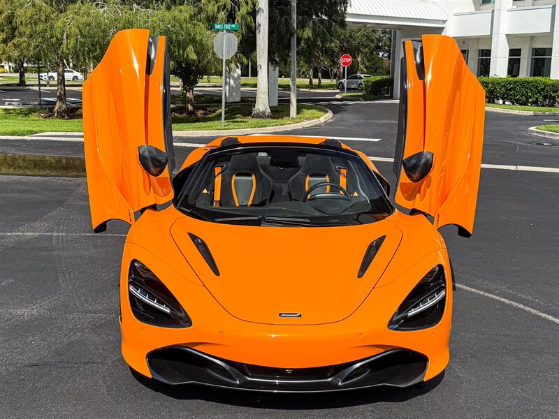 2022 McLaren 720S Spider Performance   - Photo 5 - Bonita Springs, FL 34134