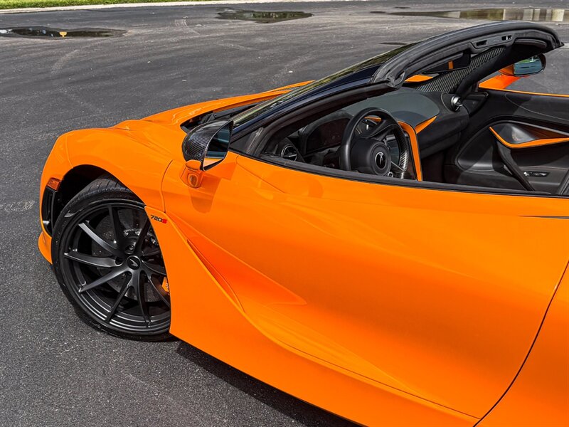 2022 McLaren 720S Spider Performance   - Photo 45 - Bonita Springs, FL 34134