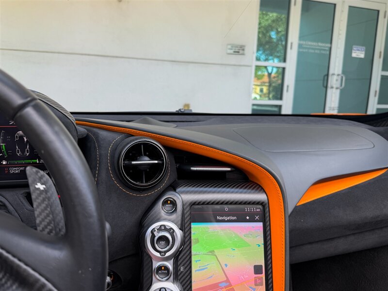 2022 McLaren 720S Spider Performance   - Photo 17 - Bonita Springs, FL 34134