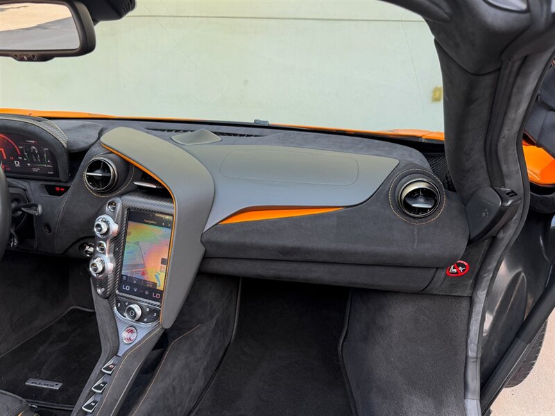 2022 McLaren 720S Spider Performance   - Photo 36 - Bonita Springs, FL 34134