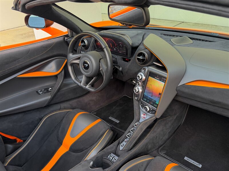 2022 McLaren 720S Spider Performance   - Photo 35 - Bonita Springs, FL 34134