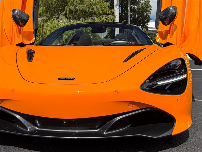 2022 McLaren 720S Spider Performance   - Photo 3 - Bonita Springs, FL 34134