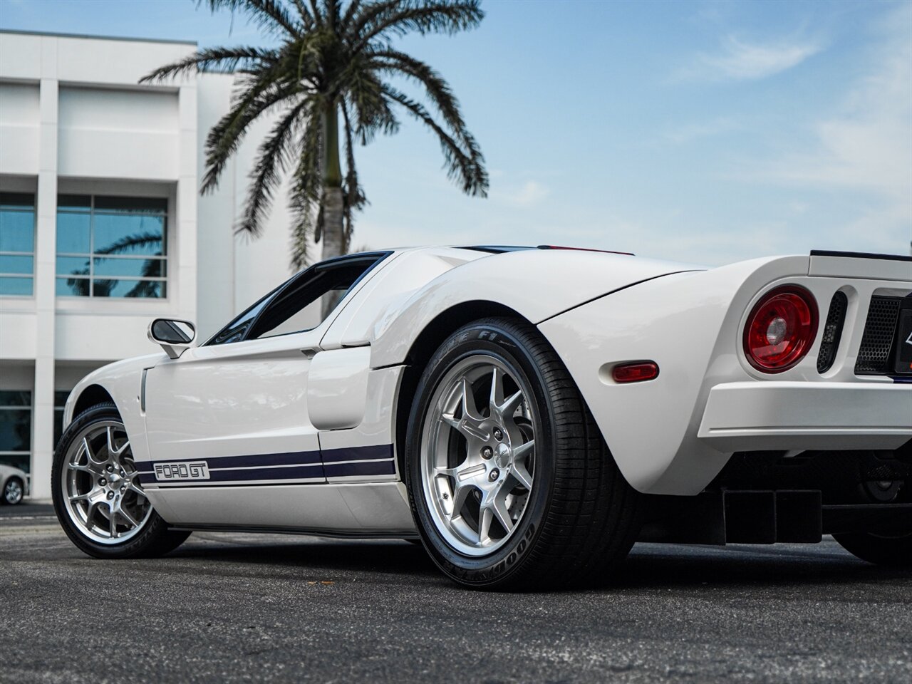 2006 Ford GT   - Photo 49 - Bonita Springs, FL 34134