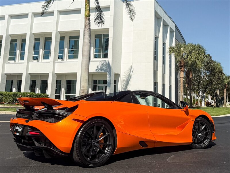 2022 McLaren 720S Coupe Performance   - Photo 62 - Bonita Springs, FL 34134