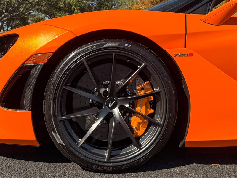 2022 McLaren 720S Coupe Performance   - Photo 42 - Bonita Springs, FL 34134
