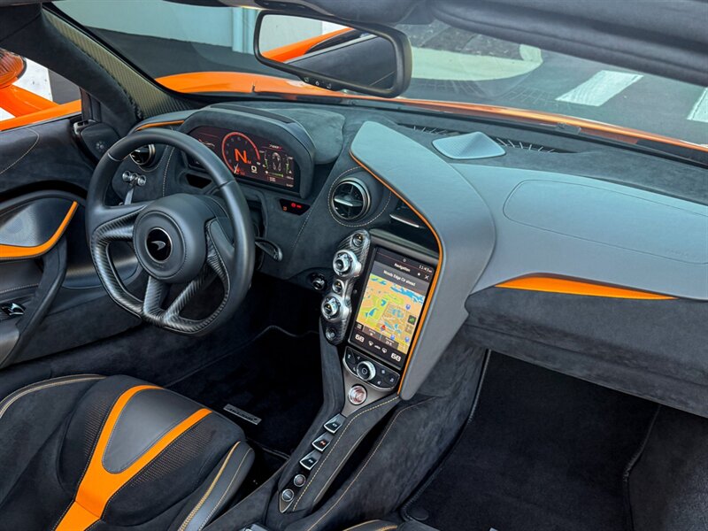 2022 McLaren 720S Coupe Performance   - Photo 32 - Bonita Springs, FL 34134