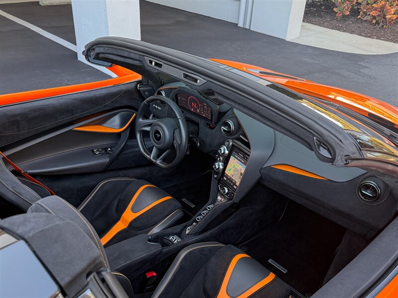 2022 McLaren 720S Coupe Performance   - Photo 30 - Bonita Springs, FL 34134