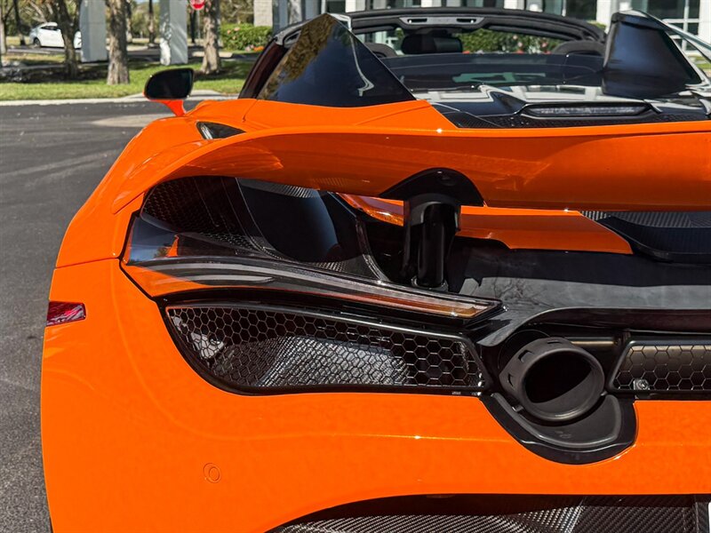 2022 McLaren 720S Coupe Performance   - Photo 53 - Bonita Springs, FL 34134