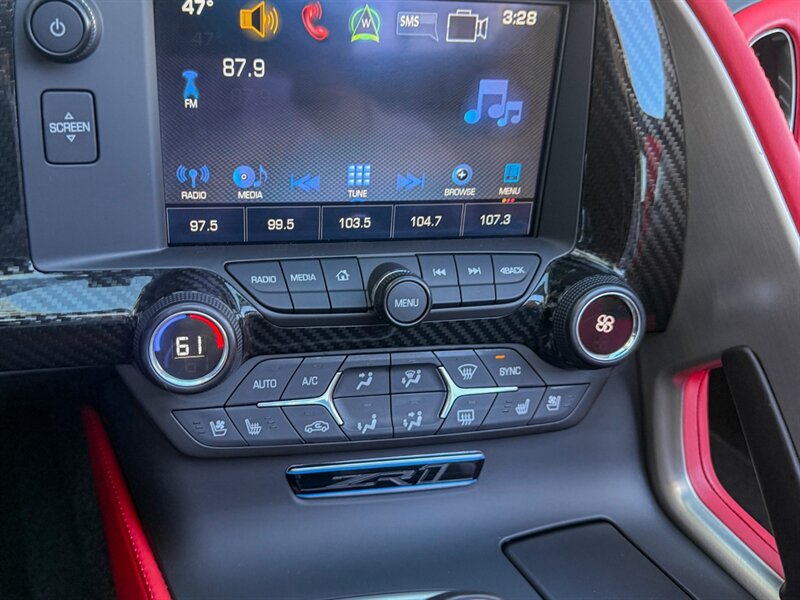 2019 Chevrolet Corvette ZR1   - Photo 13 - Bonita Springs, FL 34134