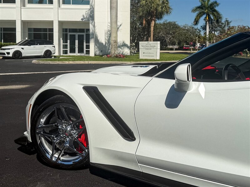 2019 Chevrolet Corvette ZR1   - Photo 52 - Bonita Springs, FL 34134