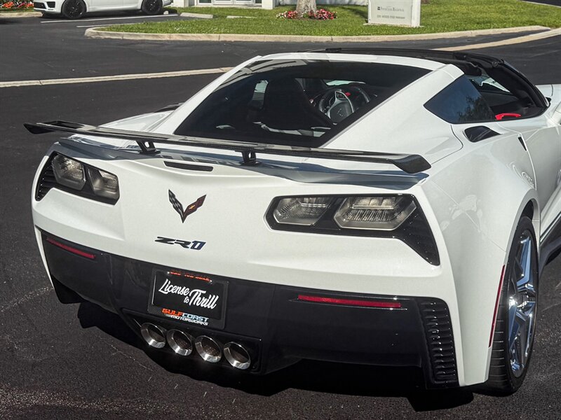 2019 Chevrolet Corvette ZR1   - Photo 61 - Bonita Springs, FL 34134