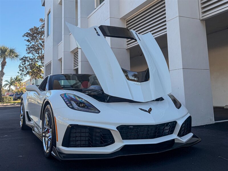 2019 Chevrolet Corvette ZR1   - Photo 37 - Bonita Springs, FL 34134