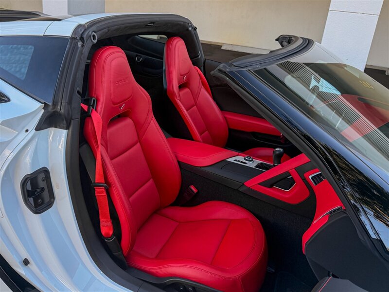 2019 Chevrolet Corvette ZR1   - Photo 27 - Bonita Springs, FL 34134