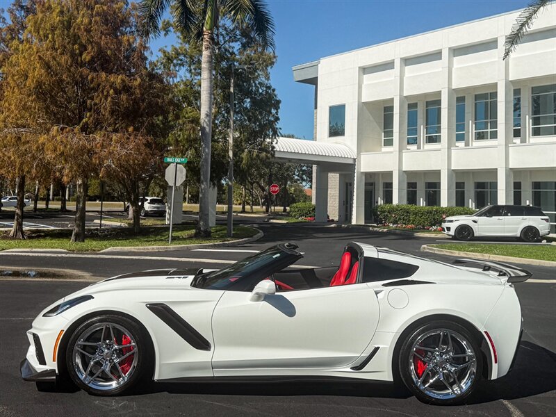 2019 Chevrolet Corvette ZR1   - Photo 38 - Bonita Springs, FL 34134