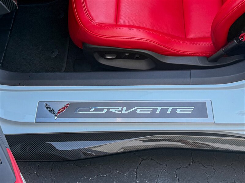 2019 Chevrolet Corvette ZR1   - Photo 21 - Bonita Springs, FL 34134