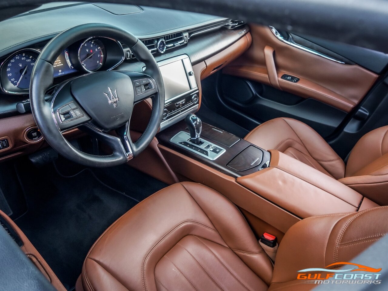 2016 Maserati Quattroporte S photo 2