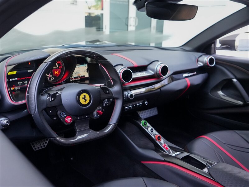 2020 Ferrari 812 Superfast   - Photo 2 - Bonita Springs, FL 34134