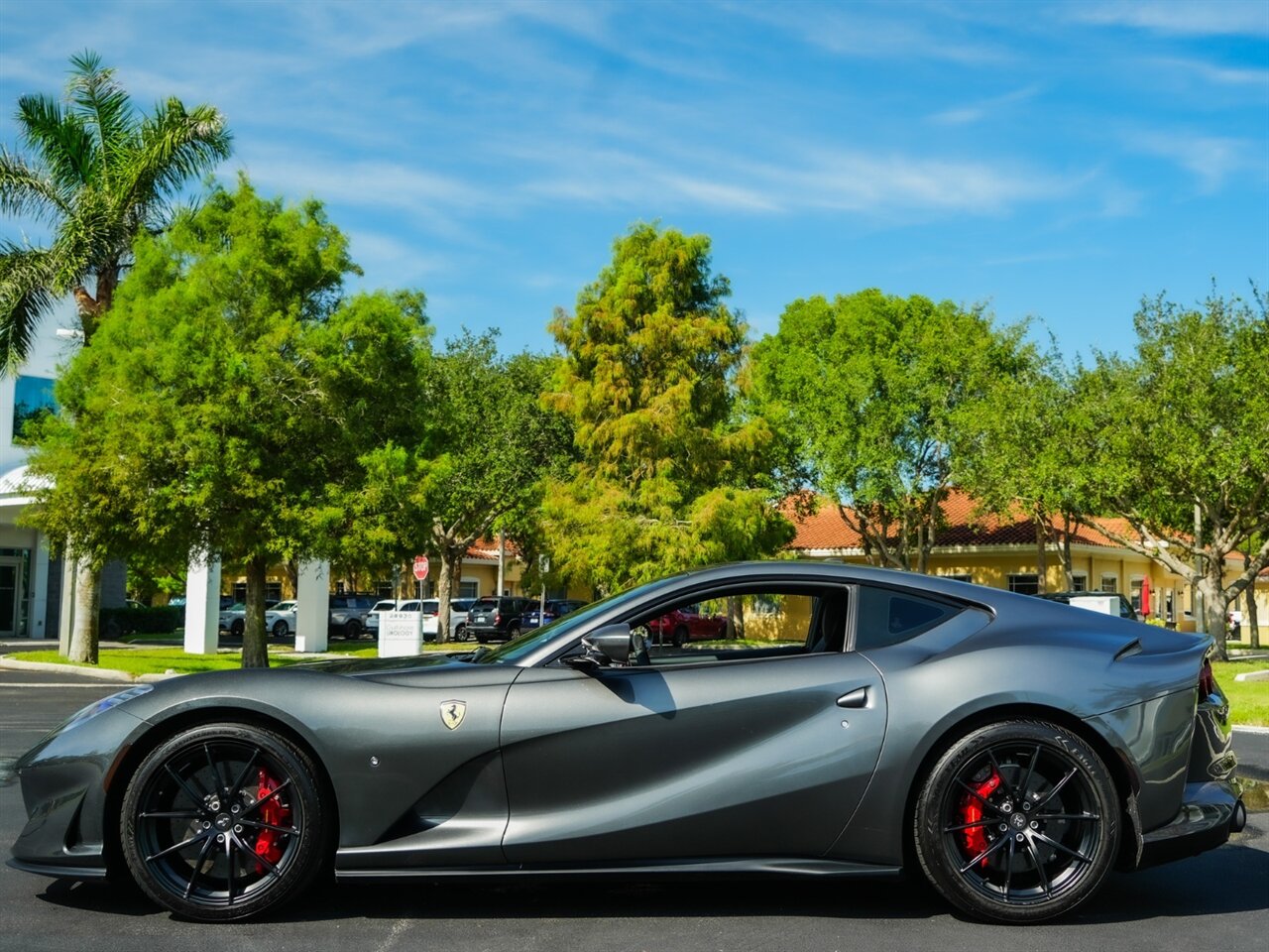 2020 Ferrari 812 Superfast   - Photo 43 - Bonita Springs, FL 34134