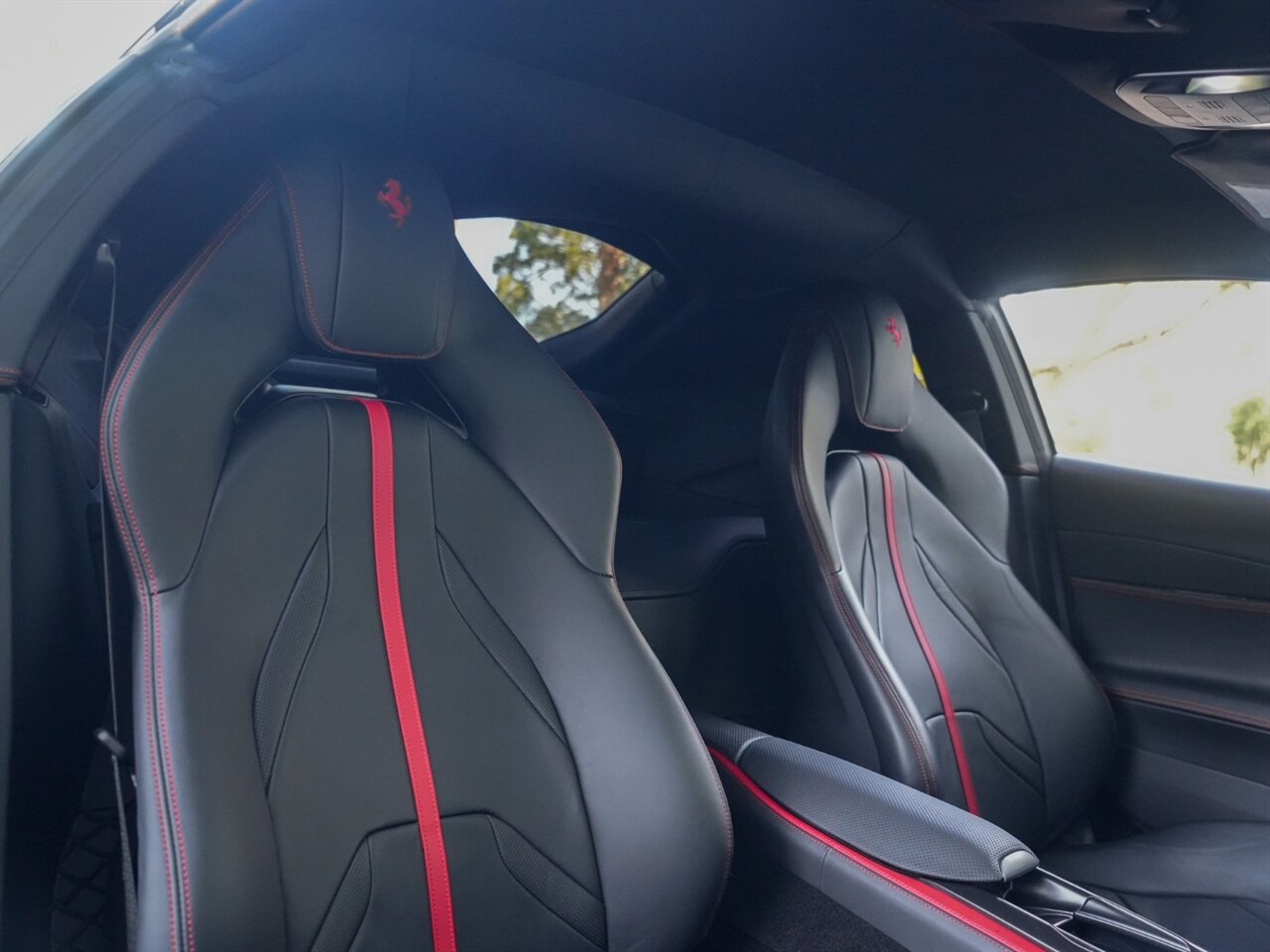 2020 Ferrari 812 Superfast   - Photo 32 - Bonita Springs, FL 34134